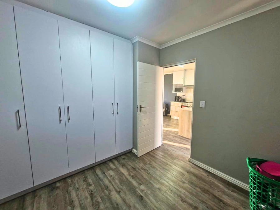 To Let 2 Bedroom Property for Rent in Haasendal Western Cape